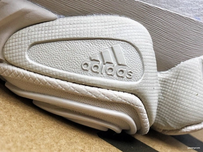 Adidas Blush 500 Yeezy Rat DB2908 Desert 0725